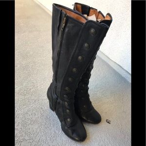 FRYE Women's Adrienne Button Tall Boot size 8